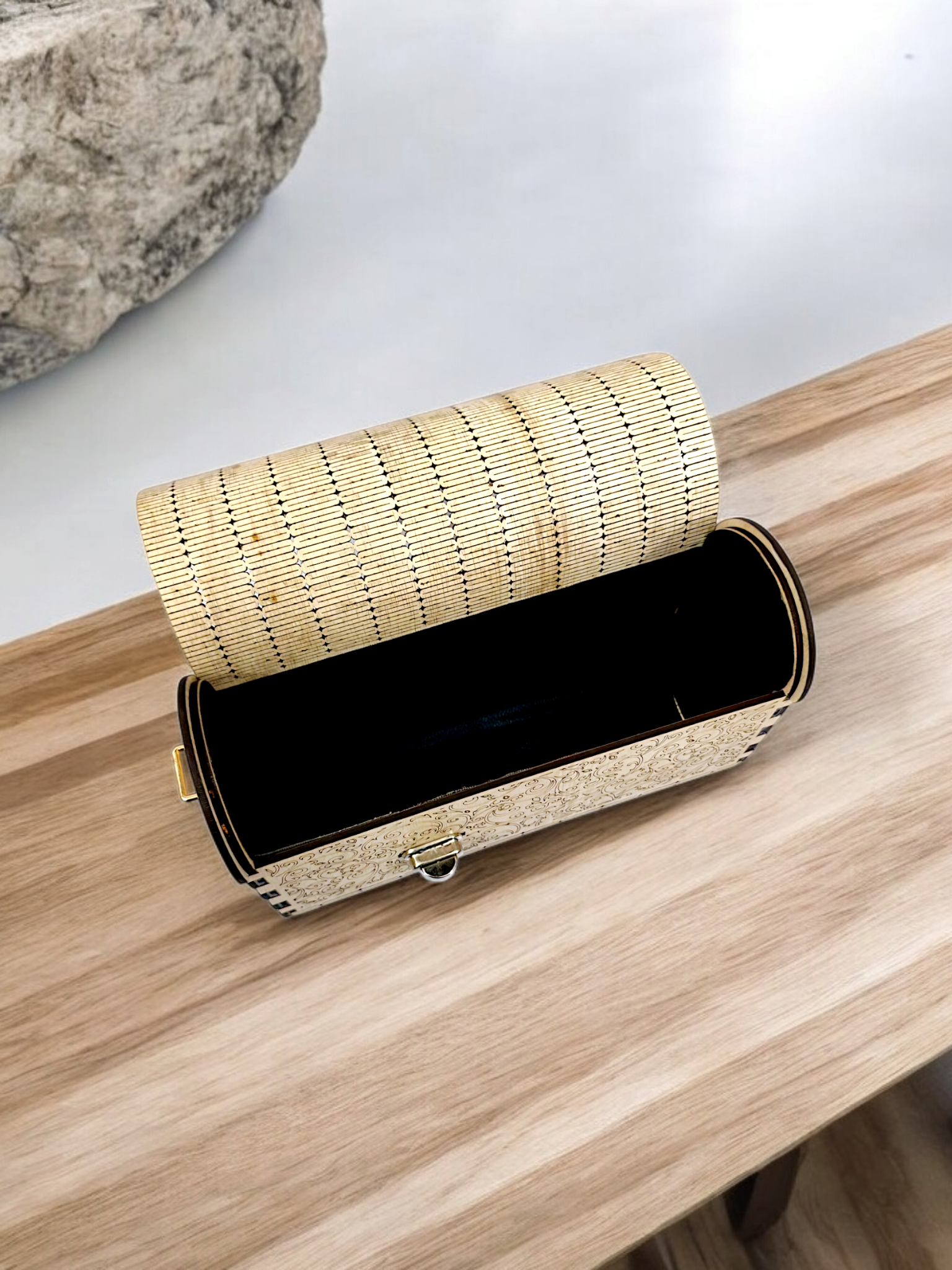 Elegant Wooden Purse – Handcrafted Wooden Handbag - Image 6