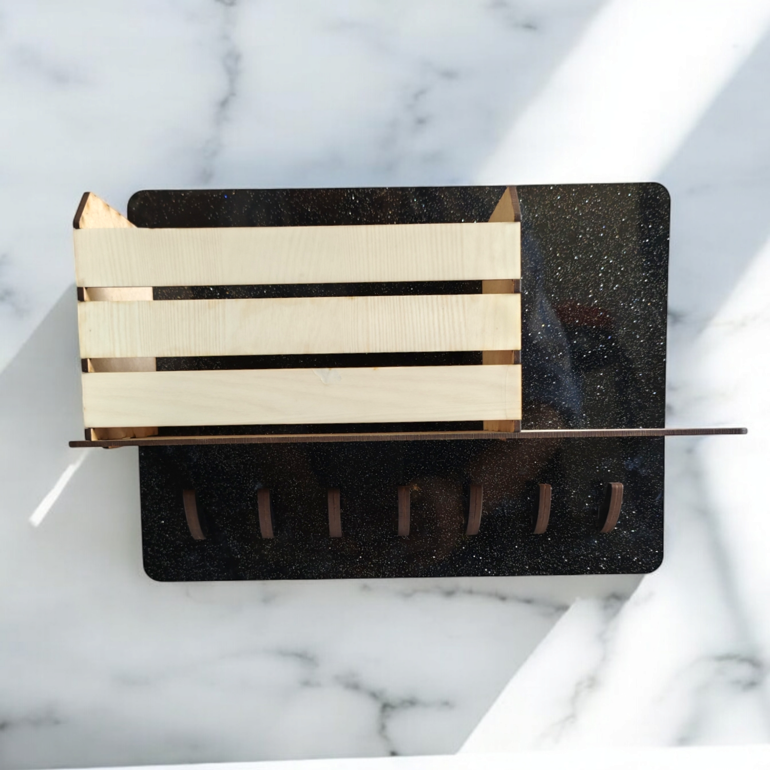 Elegant Wooden Key Holder – Stylish & Functional Organizer - Image 2